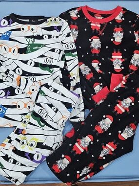 Kid's Halloween Mummy and Santa Print Pajama Set - Black, White, Red